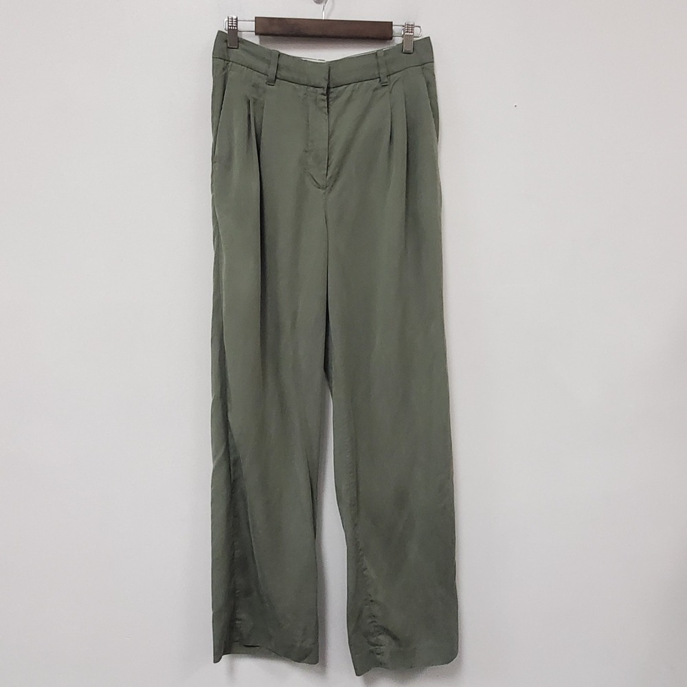 Aritzia The Effortless Pants Size 8 Green Wide Leg Pleated Dress Japanese Crepe